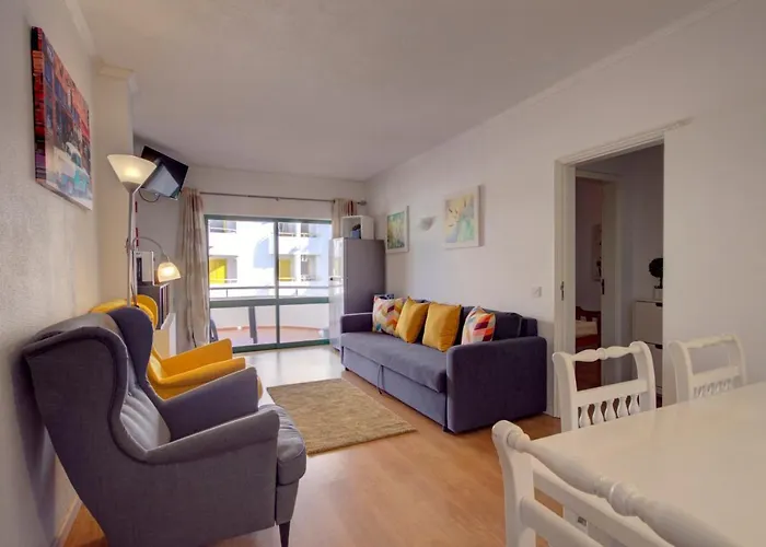 Al - 1021 Impervilla Apartment